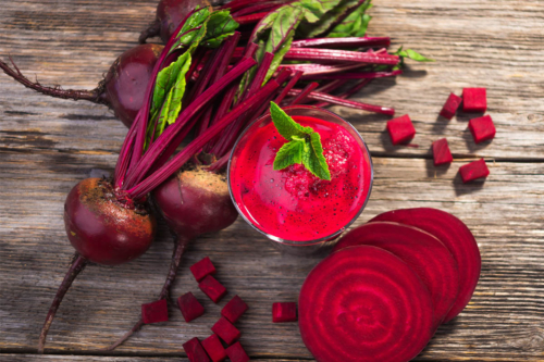 Rote-Bete-Smoothie Foto: AdobeStock_Daniel Vincek