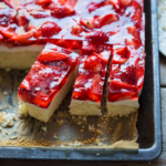 Erdbeerkuchen Foto: AdobeStock_Bart
