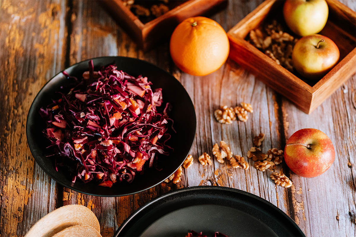 Blaukrautsalat mit Walnüssen Foto: AdobeStock_Sandra