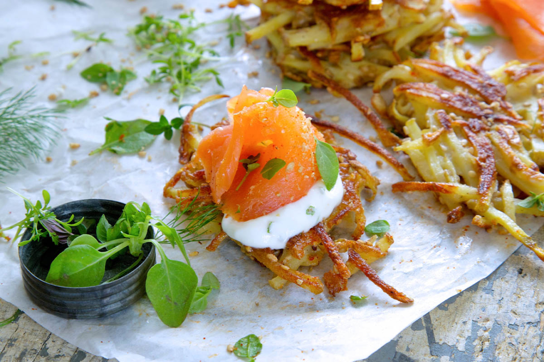 Rösti mit Lachs Foto: AdobeStock_kitchenkiss.de