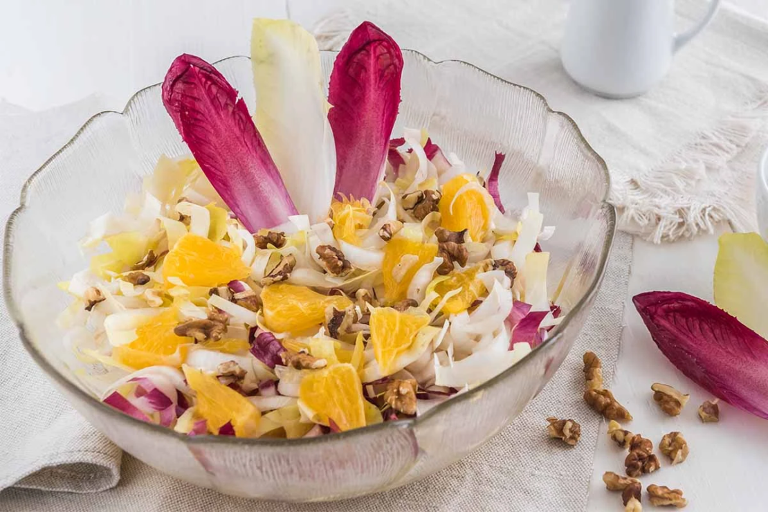 Chicoréesalat: Rezept mit Orangen und Walnüssen | GartenFlora